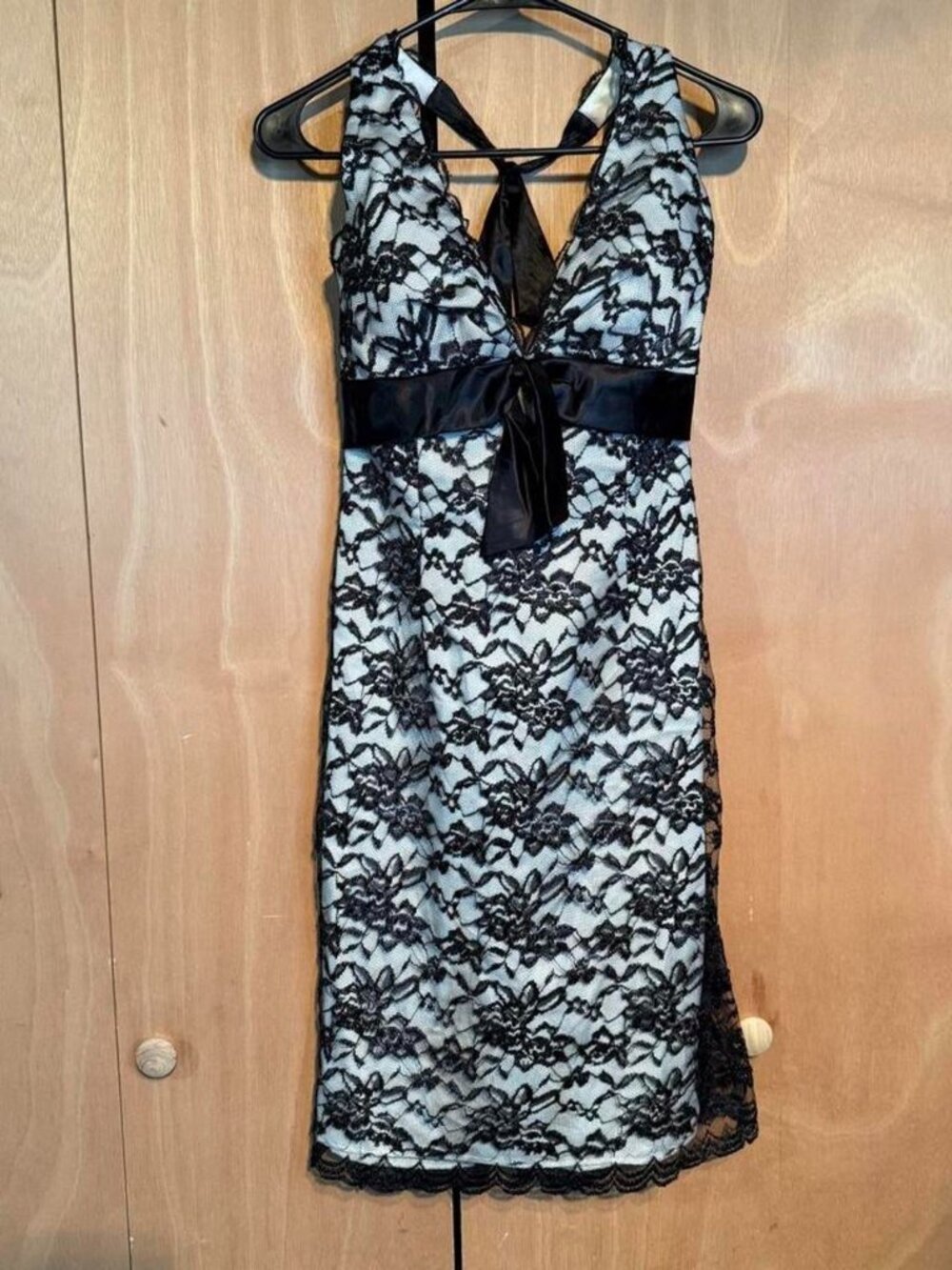 White House Black Market Women's black and white lace dress y2k sz 6